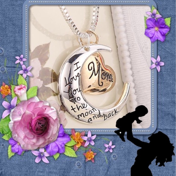 I Love You To The Moon And Back Mom Necklace - Picture 5 of 8